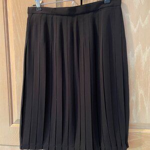 NWOT  White & Warren Black Silk Pleated Skirt